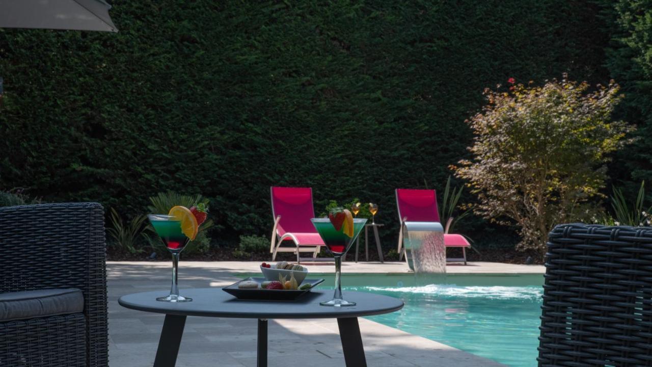 Logis Hotel La Croix Blanche Fontevraud Экстерьер фото