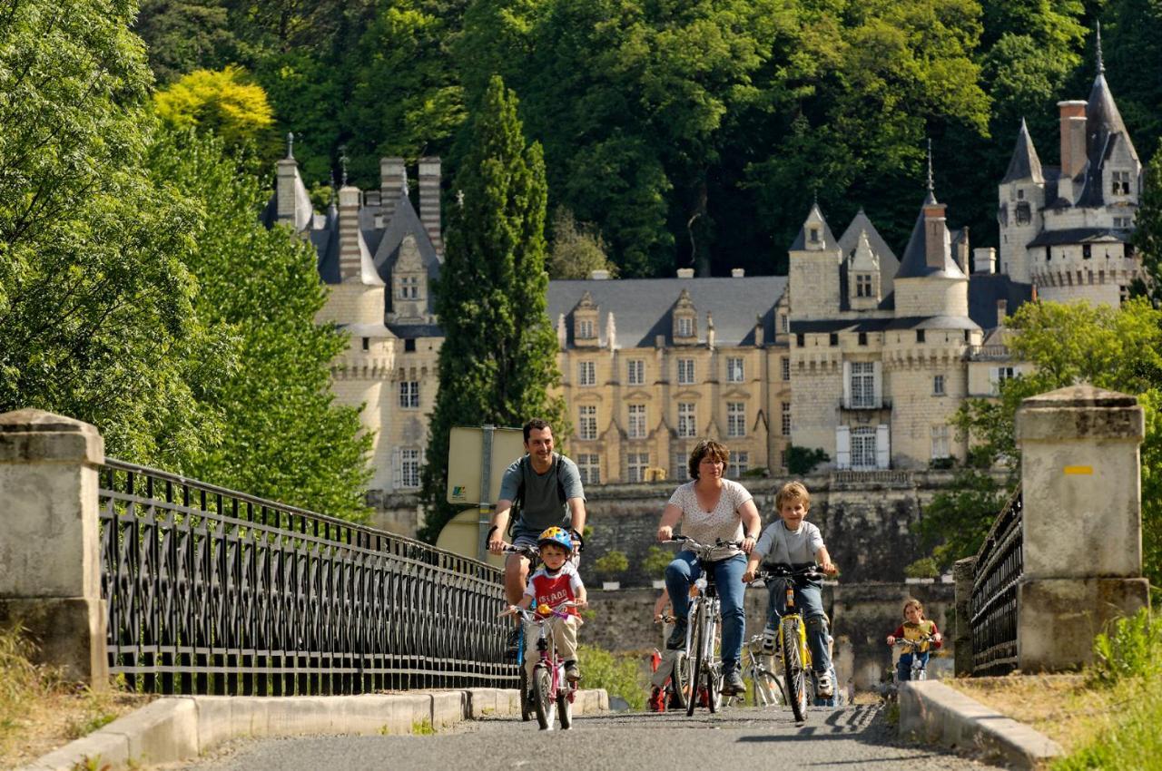 Logis Hotel La Croix Blanche Fontevraud Экстерьер фото