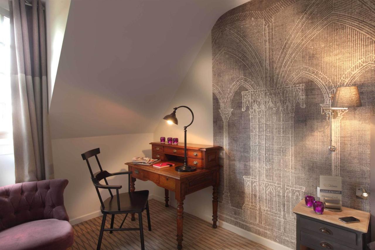 Logis Hotel La Croix Blanche Fontevraud Номер фото
